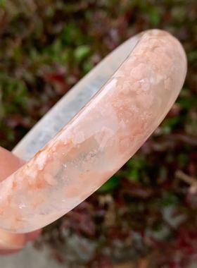 粉红色百搭飘花海洋玉髓玛瑙手镯