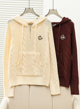2025秋冬新款女装学院风简约休闲针织衫连帽长袖毛衣TTKW258VCEB