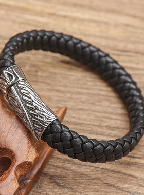 欧美风复古黑色宝剑钛钢磁扣手环