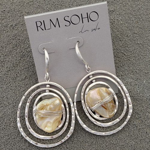 拉睦RLM SOHO异型珍贝母壳手做绕丝设计师气质森女文艺范潮人耳环