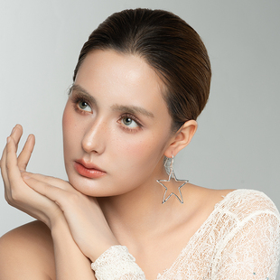 设计师气质森女文艺嘻哈摇滚范度假摄影休闲风五角星耳环坠饰品