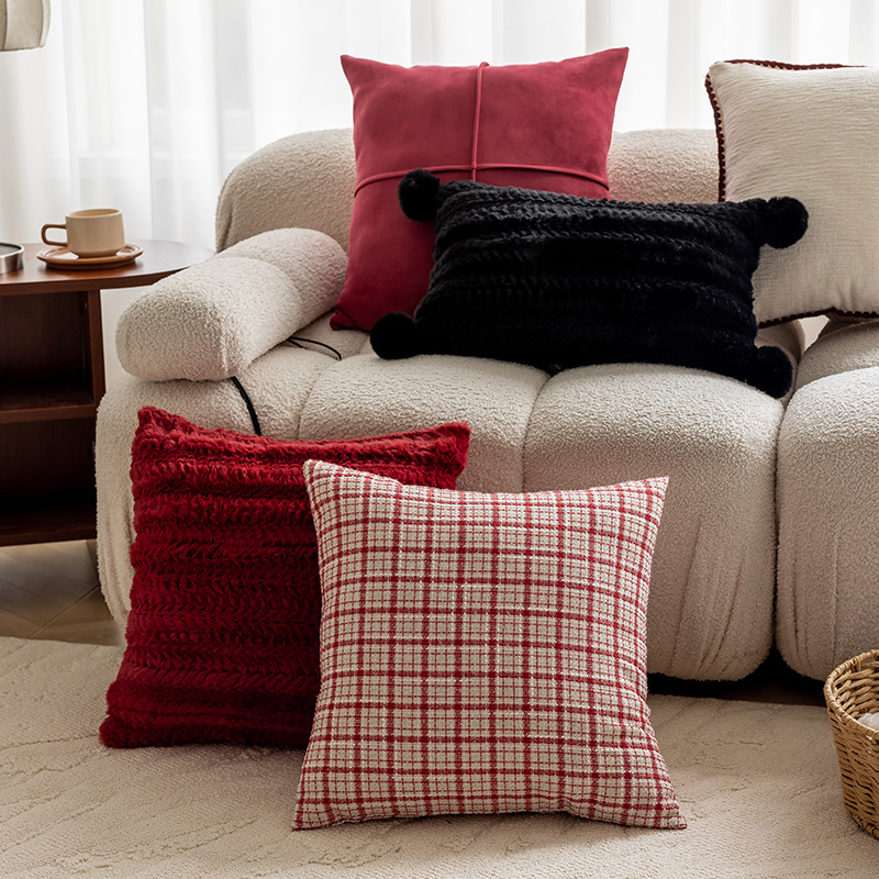 2025蛇年新年国风红色喜庆创意高级乔迁沙发客厅抱枕结婚装饰靠垫