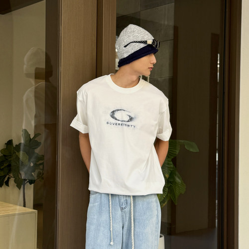 SOVEREIGNTY独立自主字母T恤高克