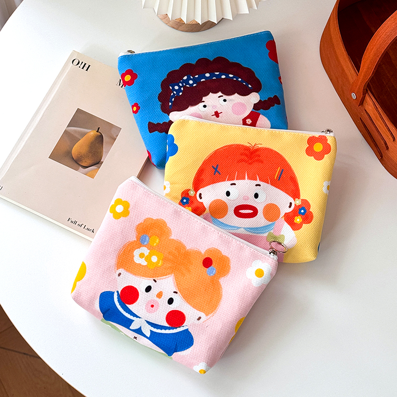 原创设计拉链零钱包放耳机姨妈巾