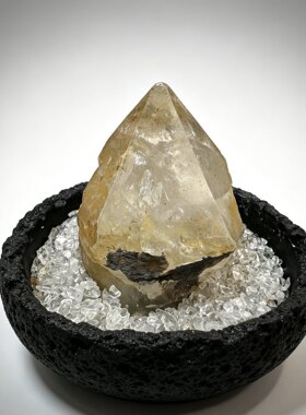 西藏喜马水晶原石 高频高能 净化 带彩带资料库 74x43x35mm 119g