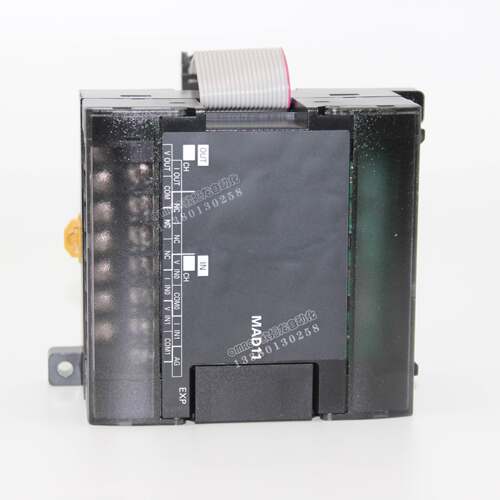 原装欧姆龙PLC模块CP1W-8ET-8ER-8ED-16ER-16ET-20EDT-32ER-40EDR
