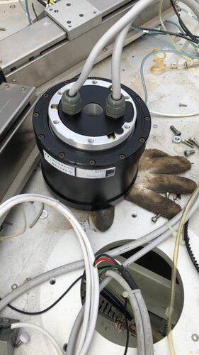 横河DD马达 DM1A-050G-1D2A1G2-030-0202/CE 设备拆机 九成新 议