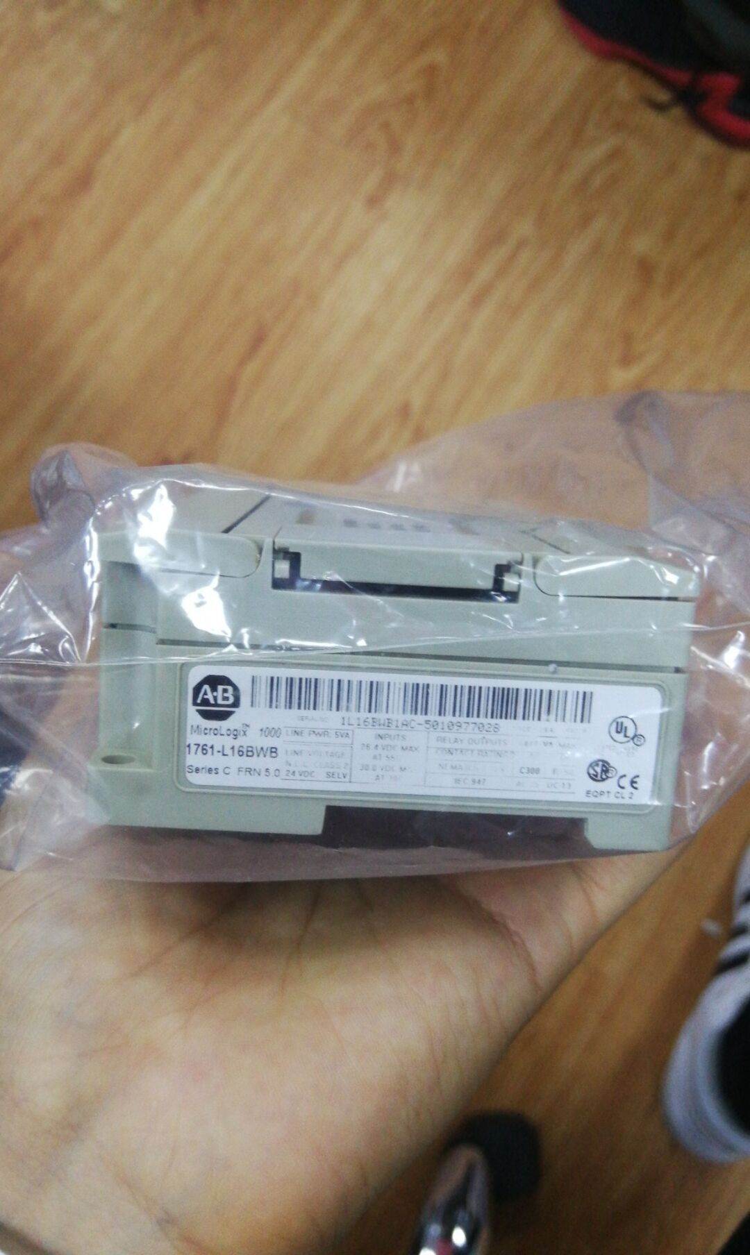 1761-L16BWB 美国AB Rockwell PLC 1761L16BWB 95成新质保3个月询