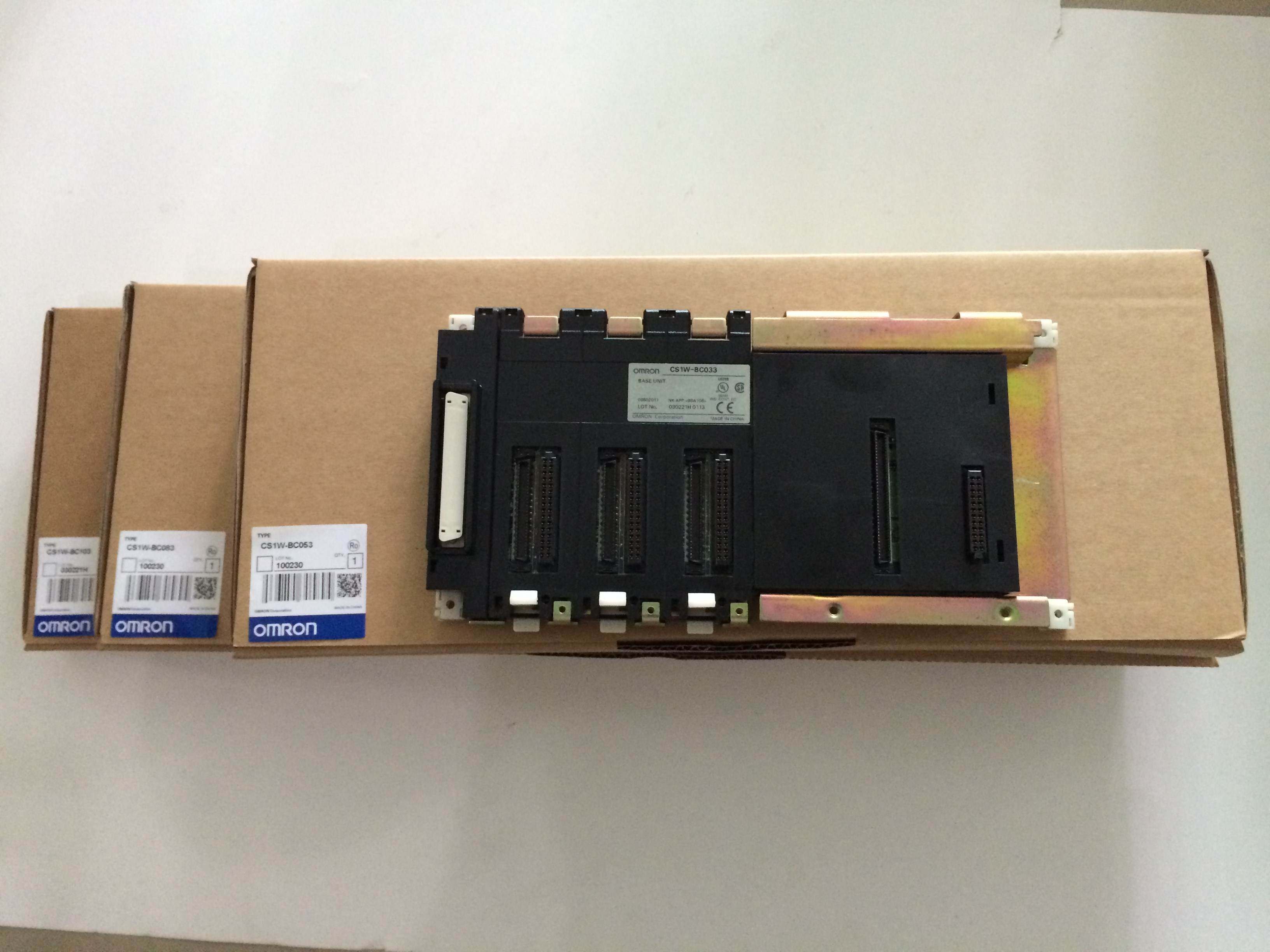 C200H-BC101-V2原装全新欧姆龙底板C200H-BC101-V1询价