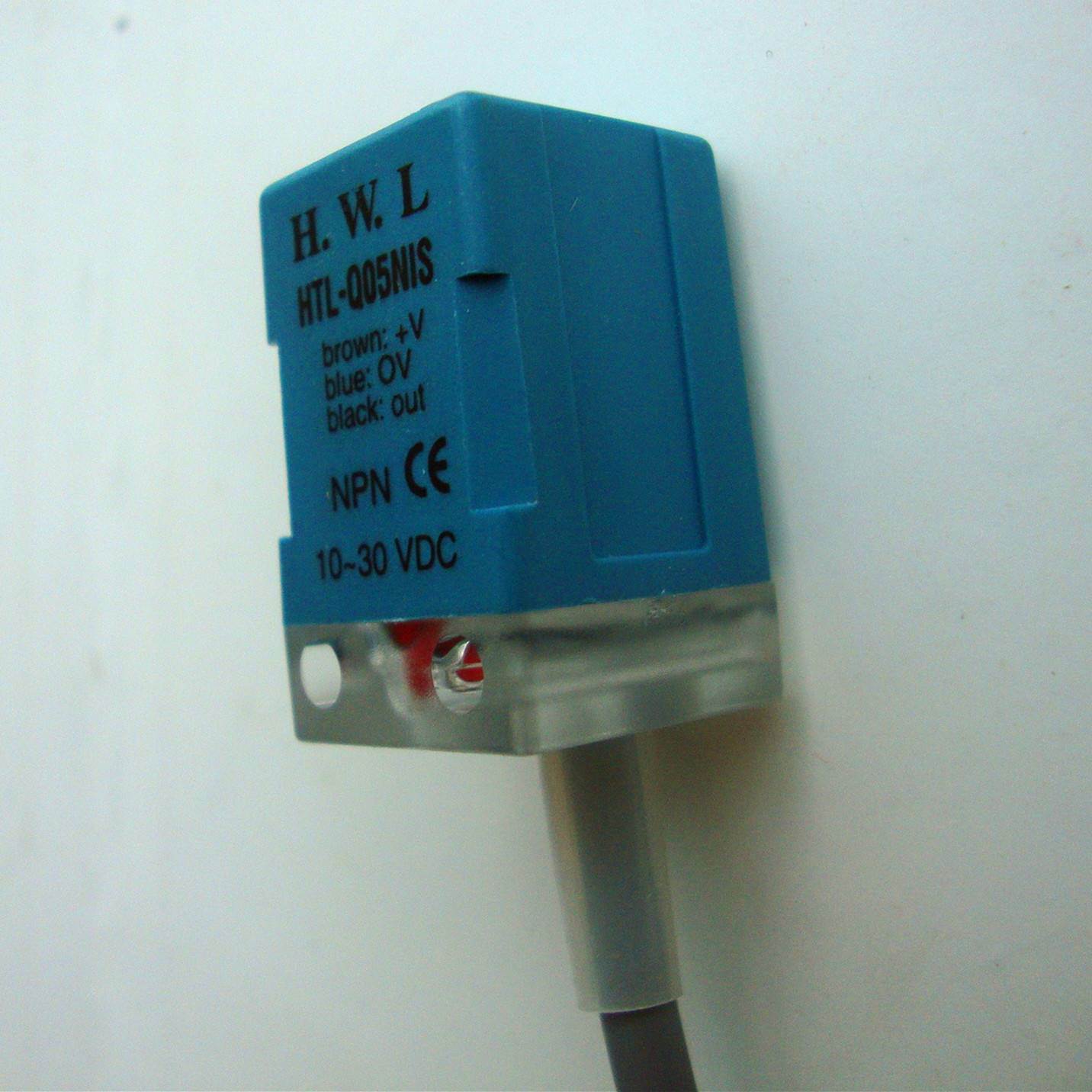 ！HTL-Q05N1S原装进口5mm检测现货 方形接近开关询价