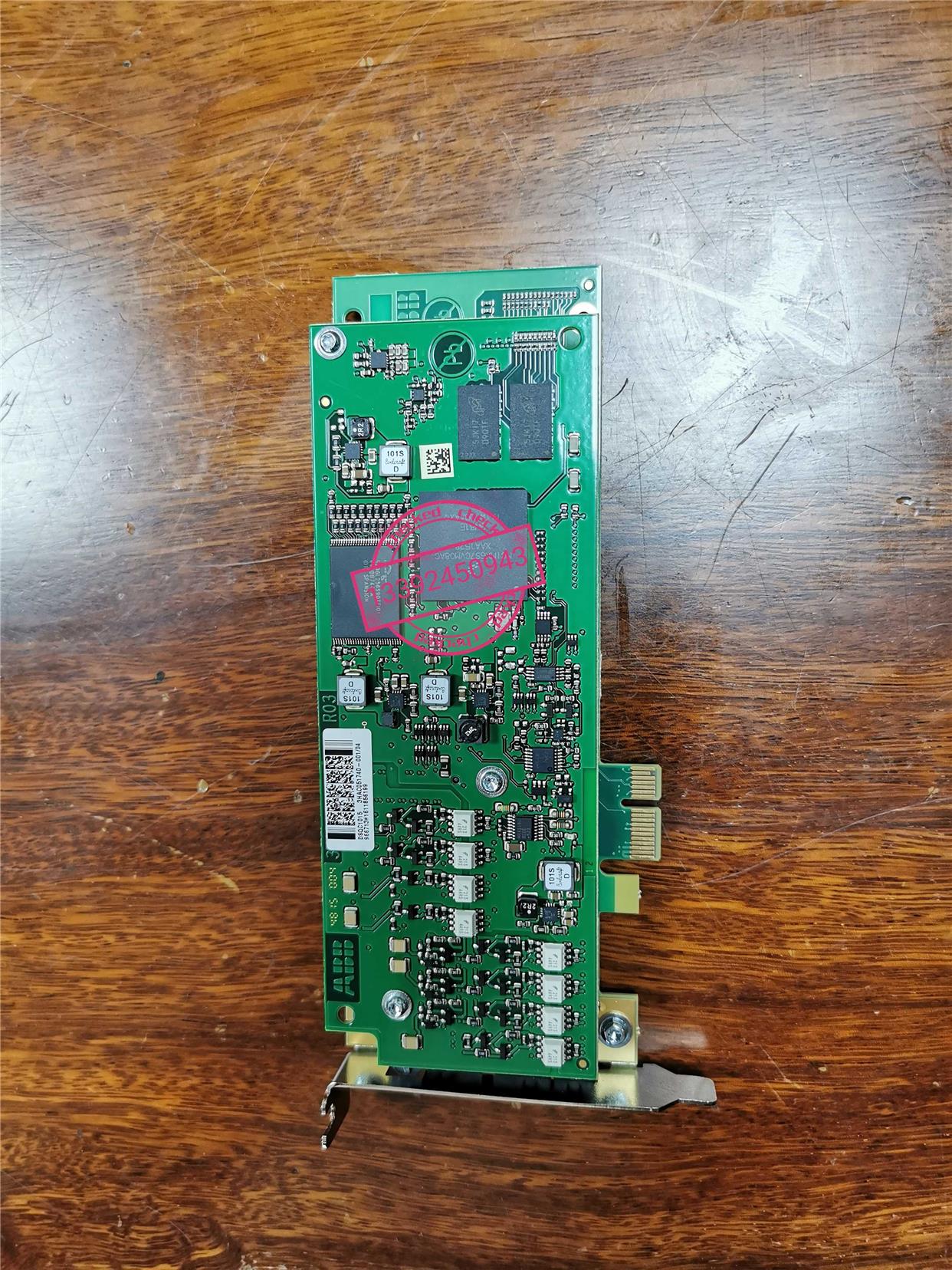 ！ABB机器人DSQC1015安全模块3HAC048858-001主机通讯卡询价
