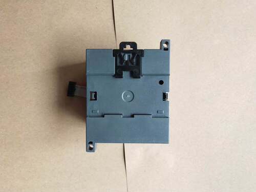 $西门子S7-200PLC EM223CN 223-1PH22-0XA8 8入8继电器型询价