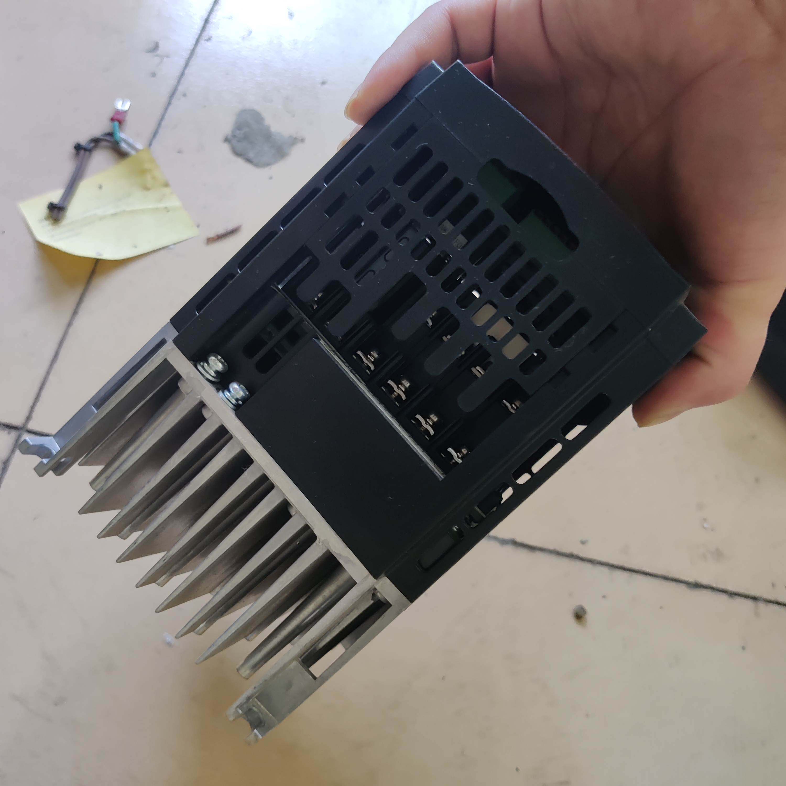 原装拆机欧姆龙变频器