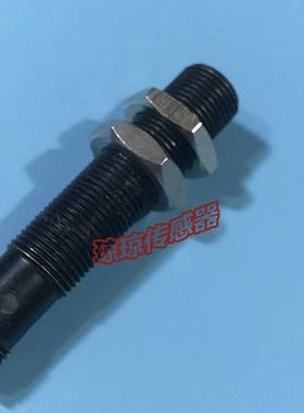 ！现货P+F倍加福NRB2-12GM45-E2-C-V1 电感式圆柱形接近开关传感