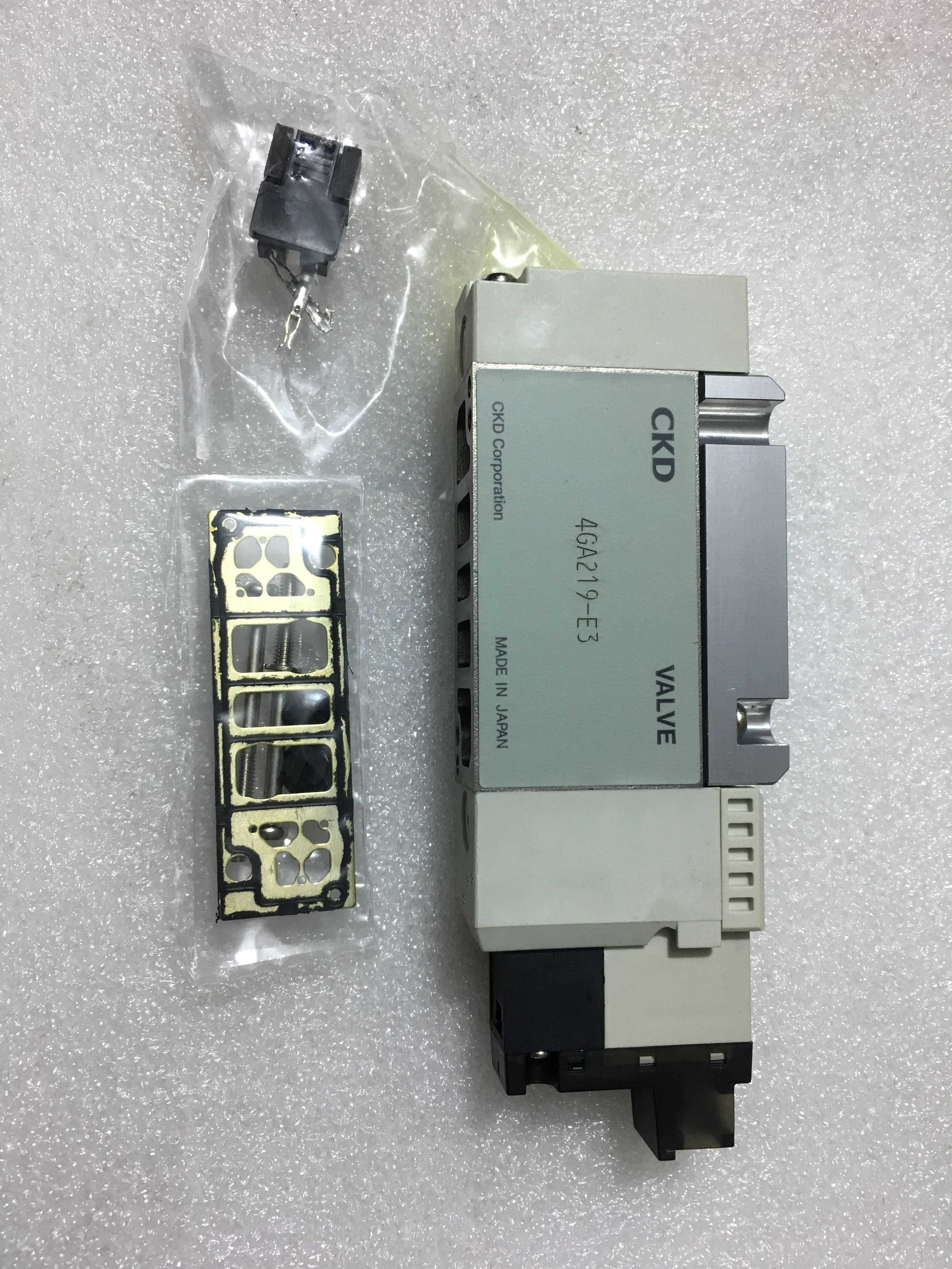日本CKD电磁阀4GA219-06-E3-3全新正品DC24VDC12V当天发货询价