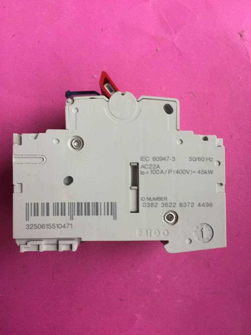 $HAGER/海格4P125A塑壳小型三相隔离开关SBR499 125A询价