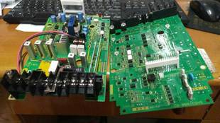 3.7 SA539065 全新询价 富士变频器