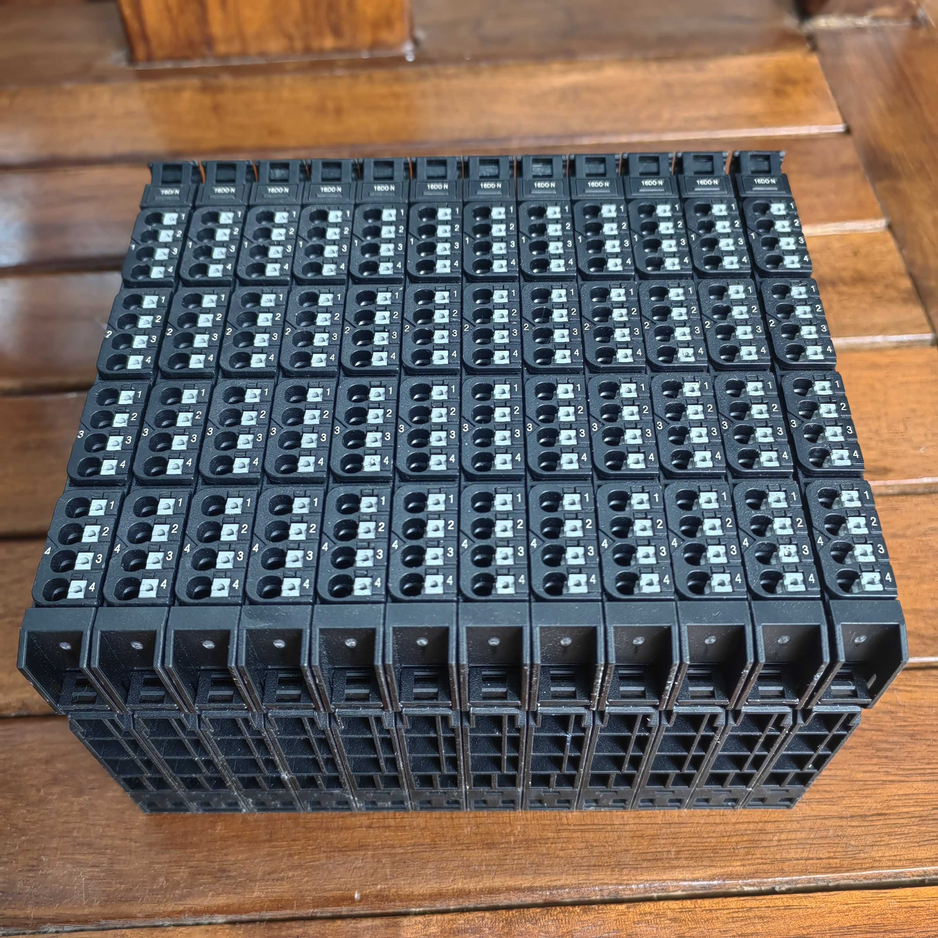 原装拆机 魏德米勒 UR20-16DO-N 1315440000 实物照片询价