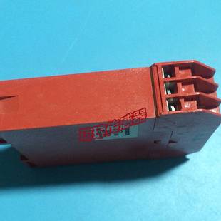 安全门开关控制模块询价 J1安全继电器组合非接触式 欧姆龙D40B