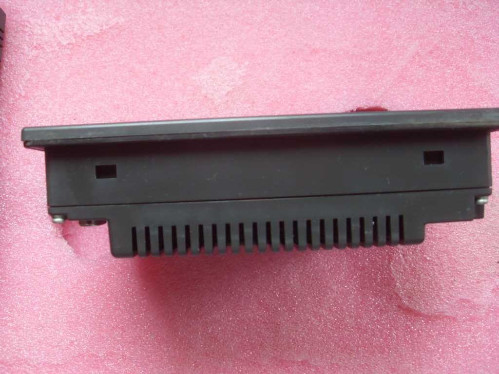 成色漂亮 原装拆机 台达触摸屏DOP-B05S100询价