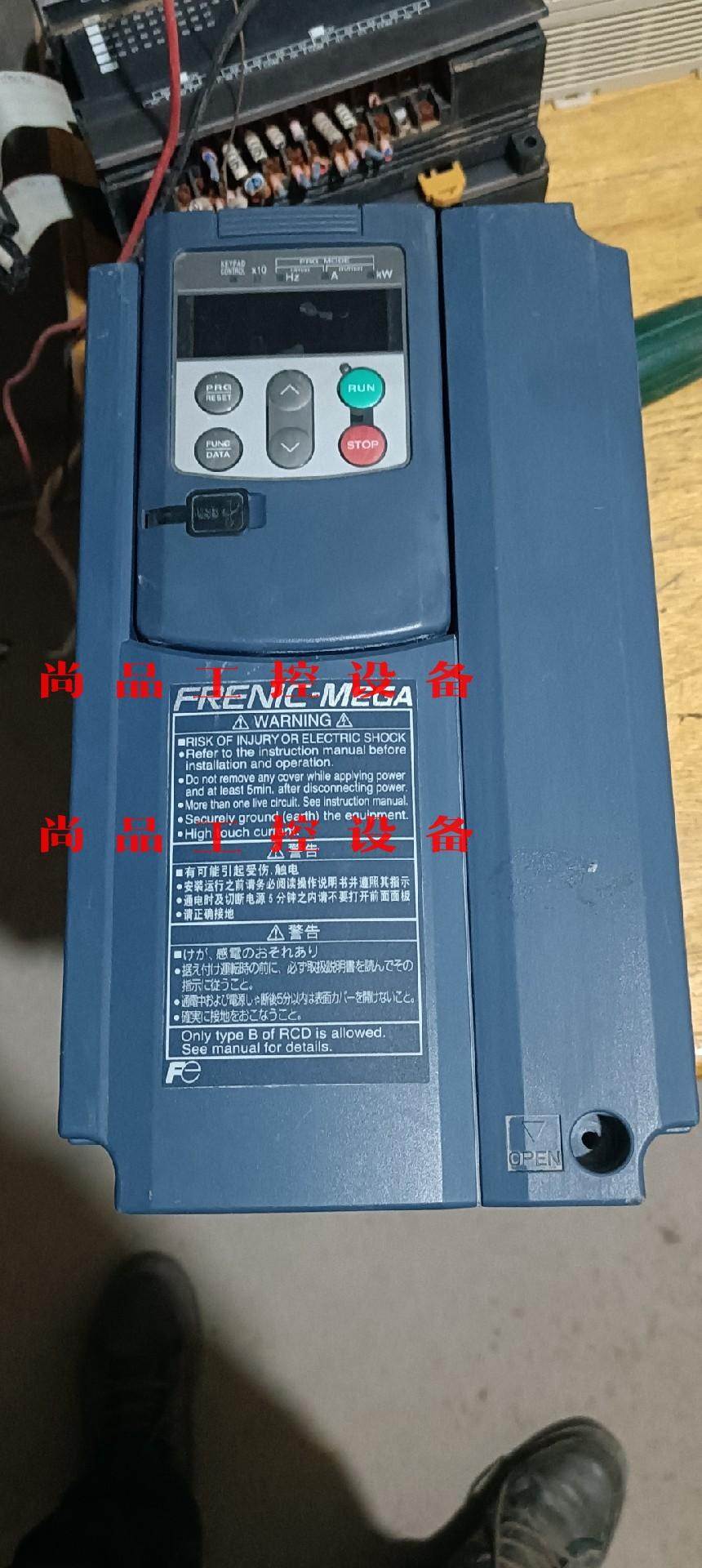 富士变频器一台FRN2.2G1S—4C成色不错，功能包用。喜询价