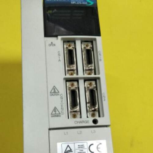 $专业 伺服驱动器 三菱 MR-J2S-40A MR-J2S-10A MR-J2S-70询价