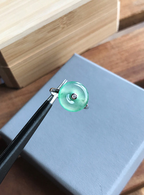 12mm 缅甸料天然老坑A货翡翠平安扣戒指冰种晴水浅绿色阳绿18k金