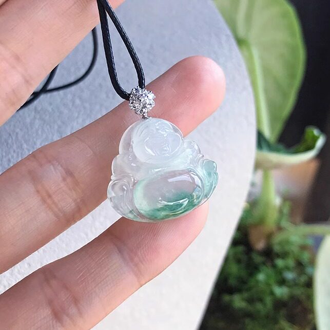 A货翡翠佛公弥勒佛冰种飘绿花