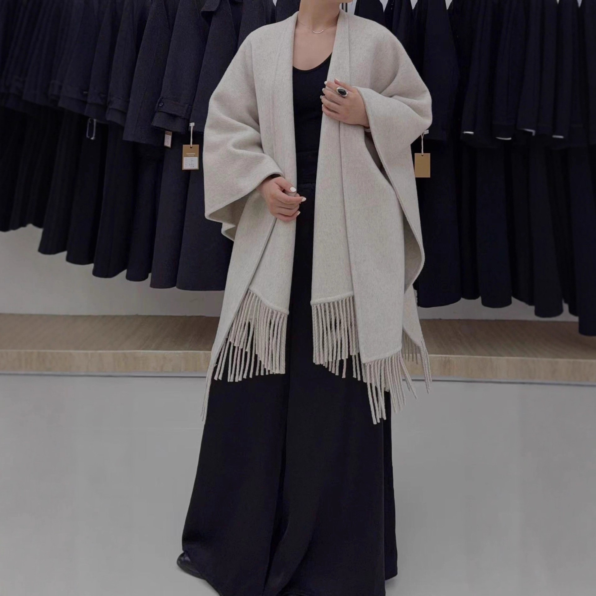 羊绒流苏披肩2025秋冬羊绒大衣