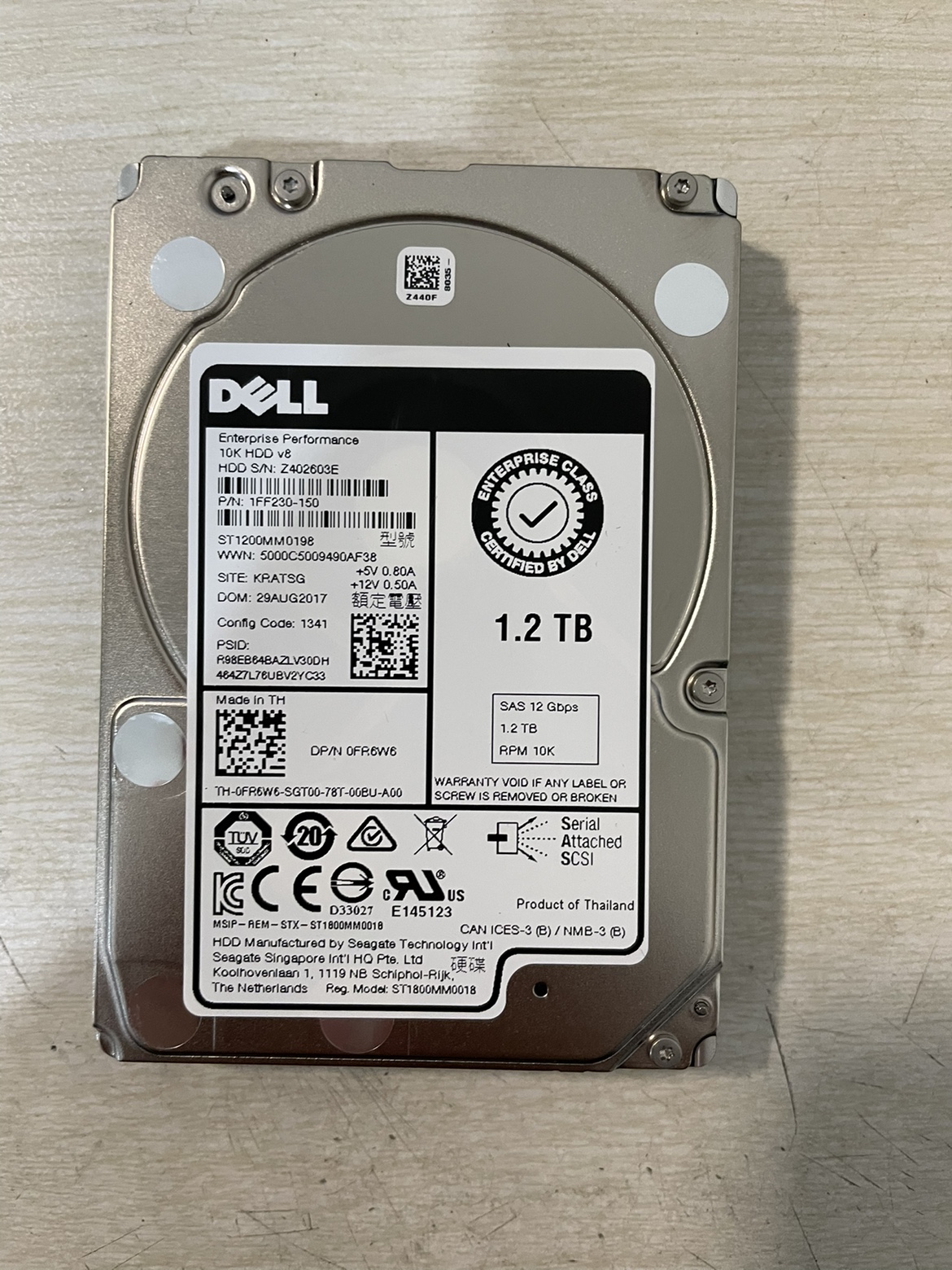 原装 DELL 1.2T 10K 2.5 SAS 12G ST1200MM0159 服务器硬盘