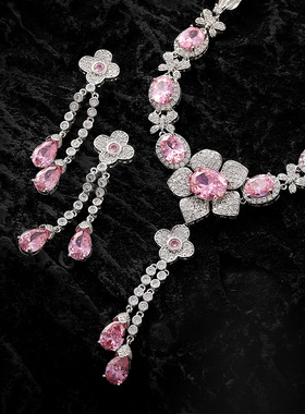 粉水晶花朵项链耳环两件套显瘦脸