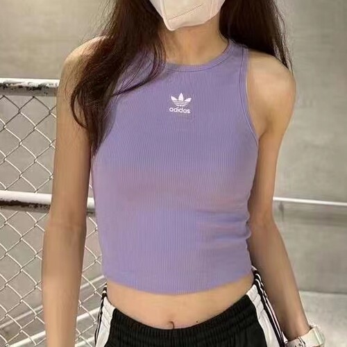 Adidas女子运动休闲圆领修身背心