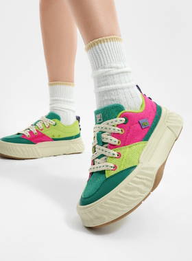 斐乐/FILA女鞋川行鞋时尚轻便舒适户外复古板鞋帆布鞋F12W422304F