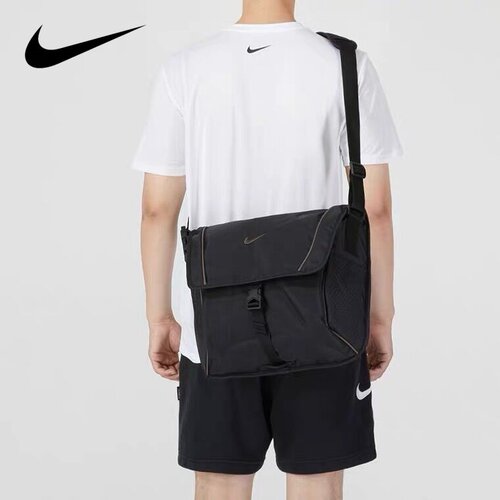 Nike/耐克简约时尚百搭电脑包
