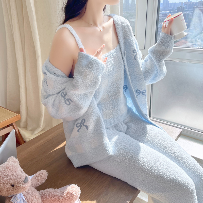 女半边绒螺纹袖口睡衣三件套