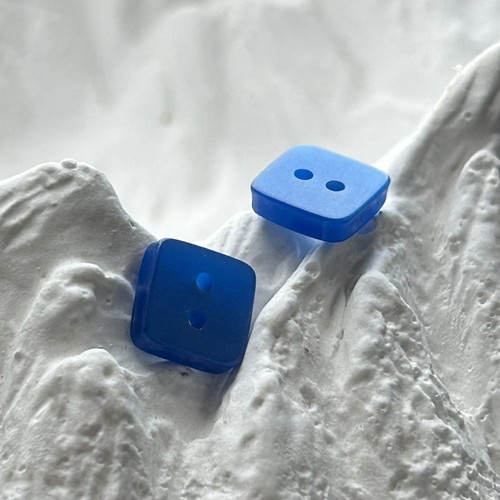 蓝色再生珠光效果方形小衬衣平面