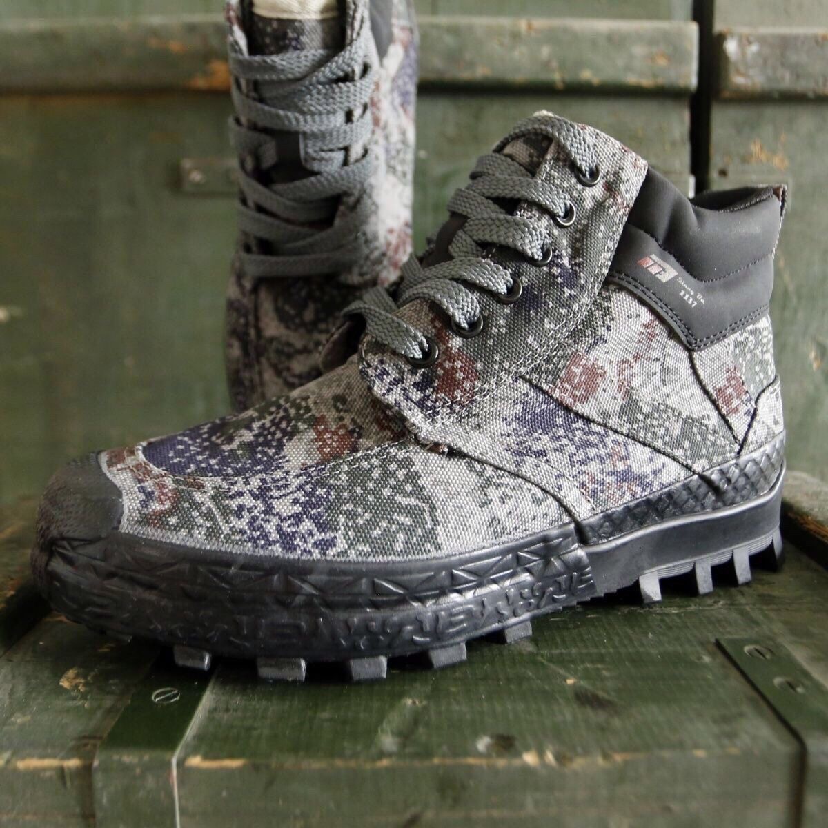 正品1137高帮迷彩户外作训帆布鞋防滑耐磨解放鞋工地军训运动轻便