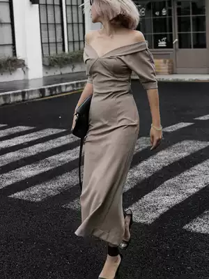 Z boss V-collar short sleeve slim dress hanging shoulder lamb leg sleeve two wear medium and long dress