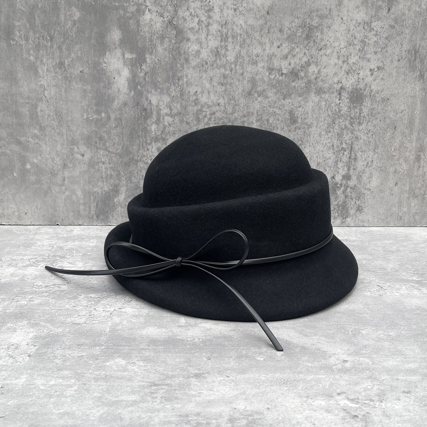 千金风羊毛帽女冬季黑色卷边皮条蝴蝶结优雅保暖礼帽时尚百搭女帽