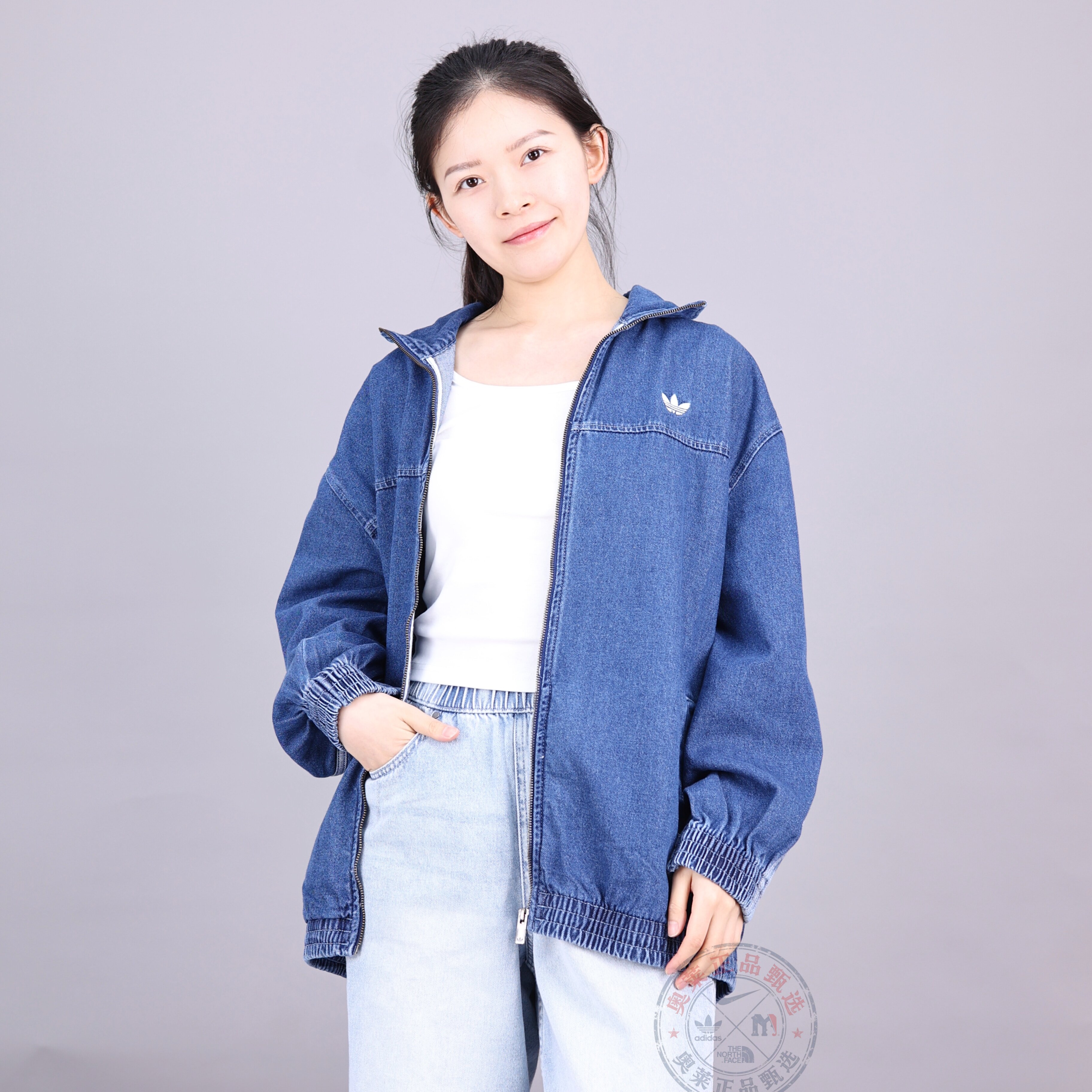 Adidas阿迪达斯牛仔外套女子25秋冬新款三叶草休闲运动夹克JY2896