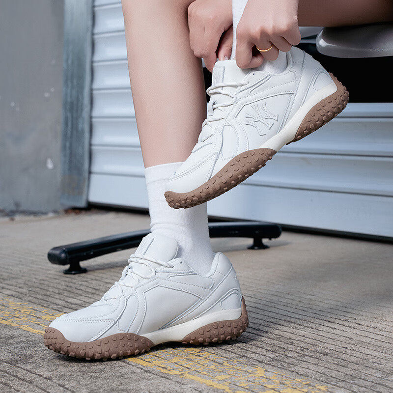 MLB运动鞋男女同款25秋季新款潮流板鞋舒适跑步鞋休闲鞋3ASXT025N