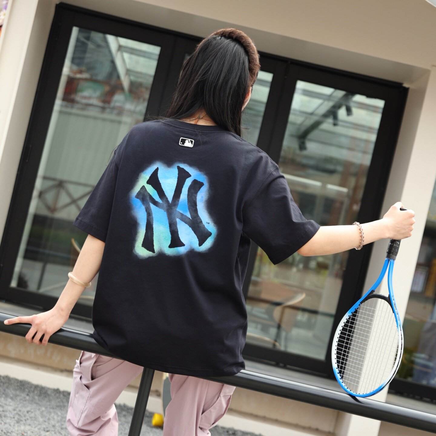 MLB男女同款运动透气圆领短袖图片