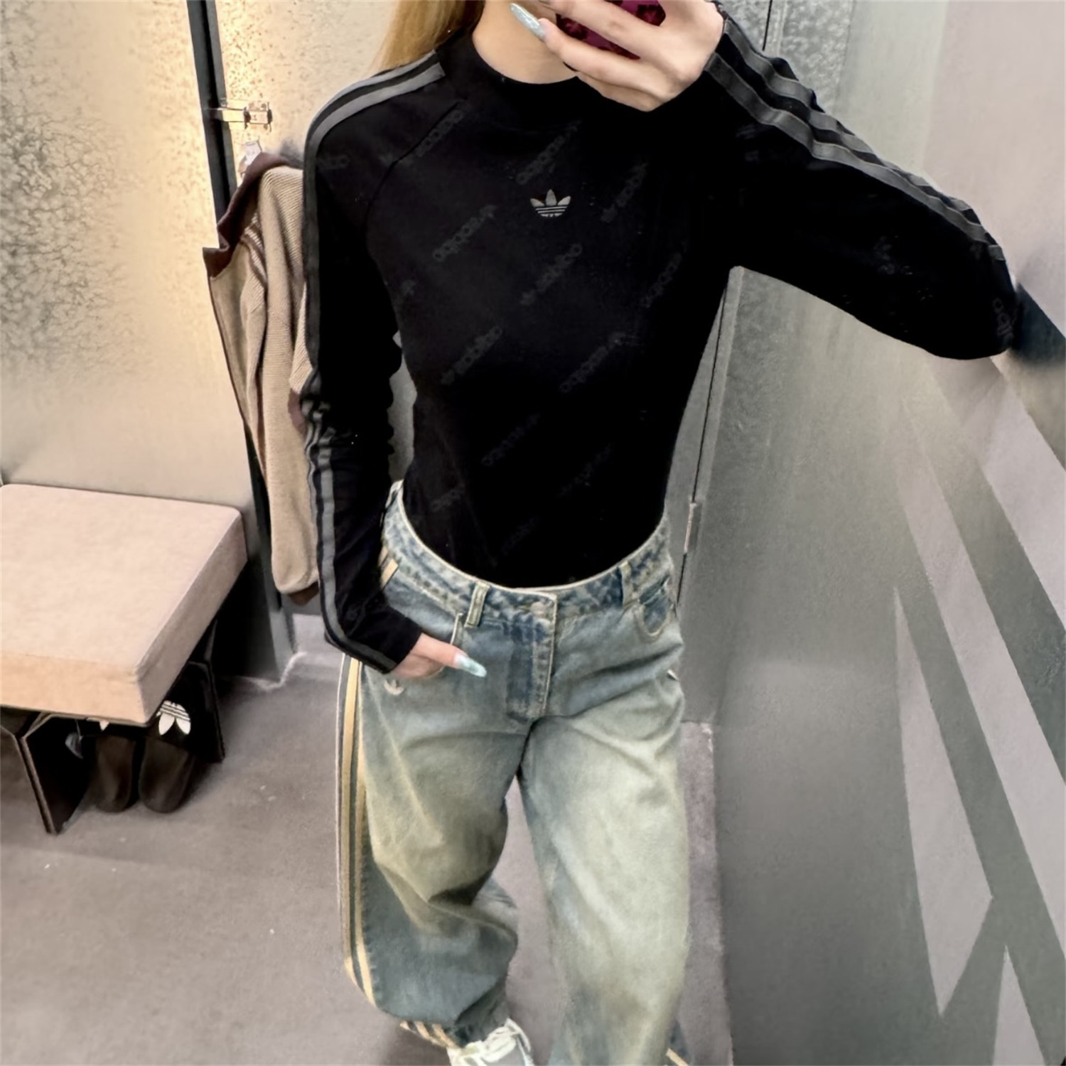 Adidas阿迪达斯三叶草长袖T恤女25秋季新款运动满印针织衫KS6109,运动服/休闲服装,运动T恤,淘宝优惠券,粉丝福利购,淘宝优惠卷