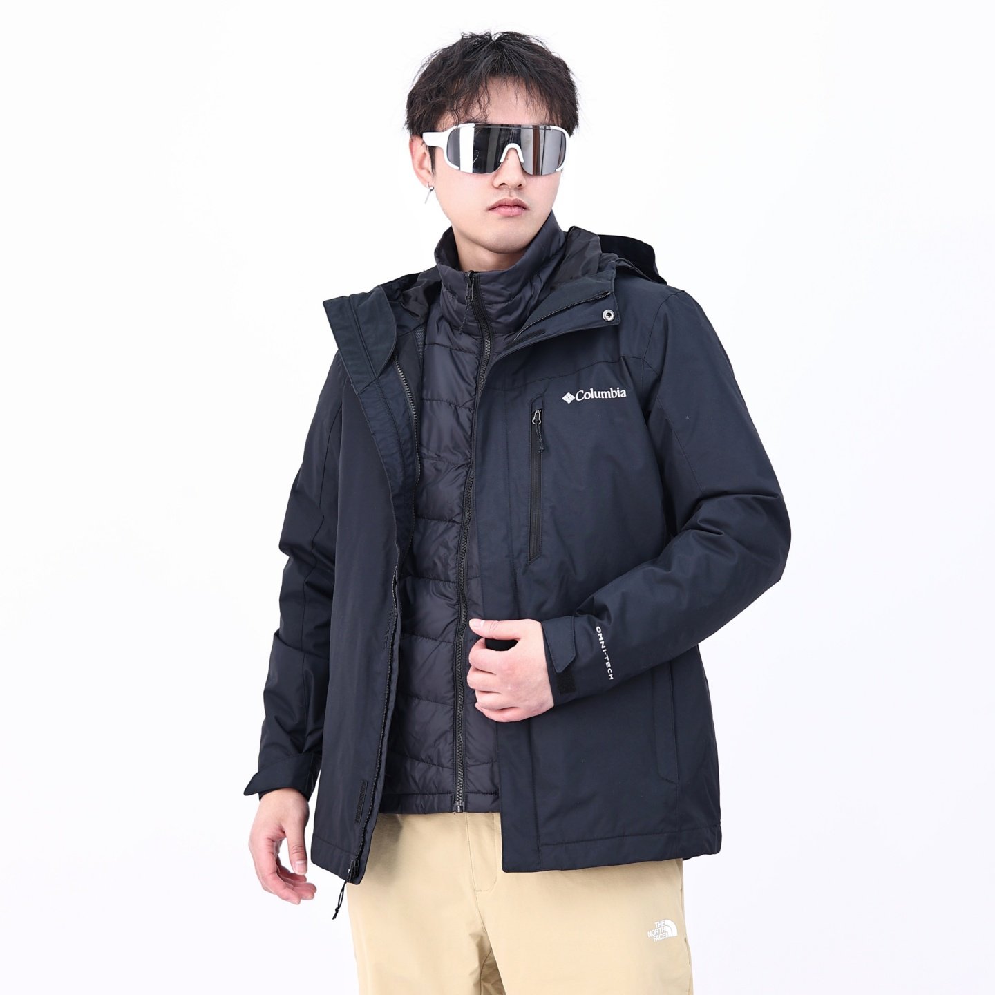 哥伦比亚银点棉内胆三合一冲锋衣