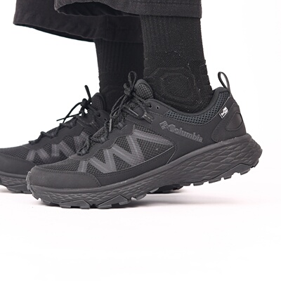 哥伦比亚男户外防水透气徒步鞋