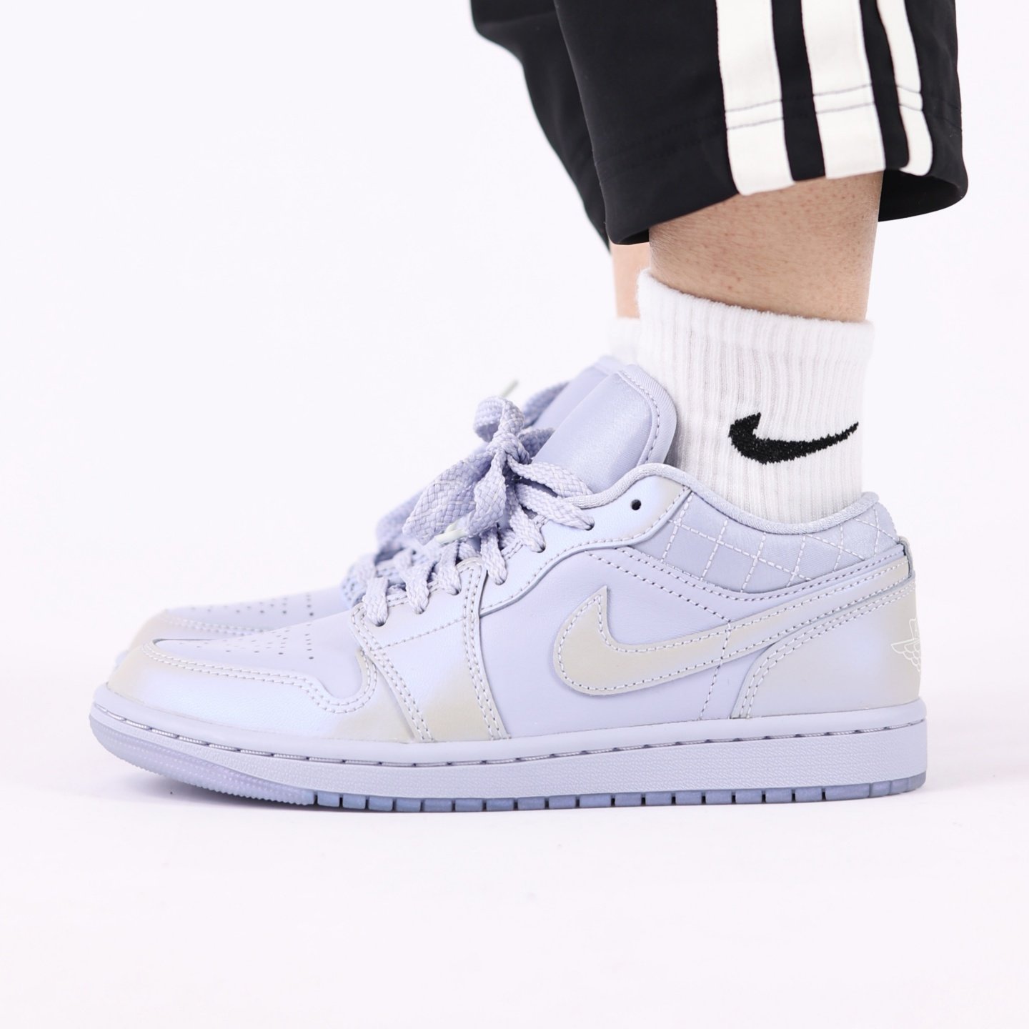 NIKE耐克乔丹板鞋女25秋冬新款AIR JORDAN 1篮球鞋运动鞋IM5129