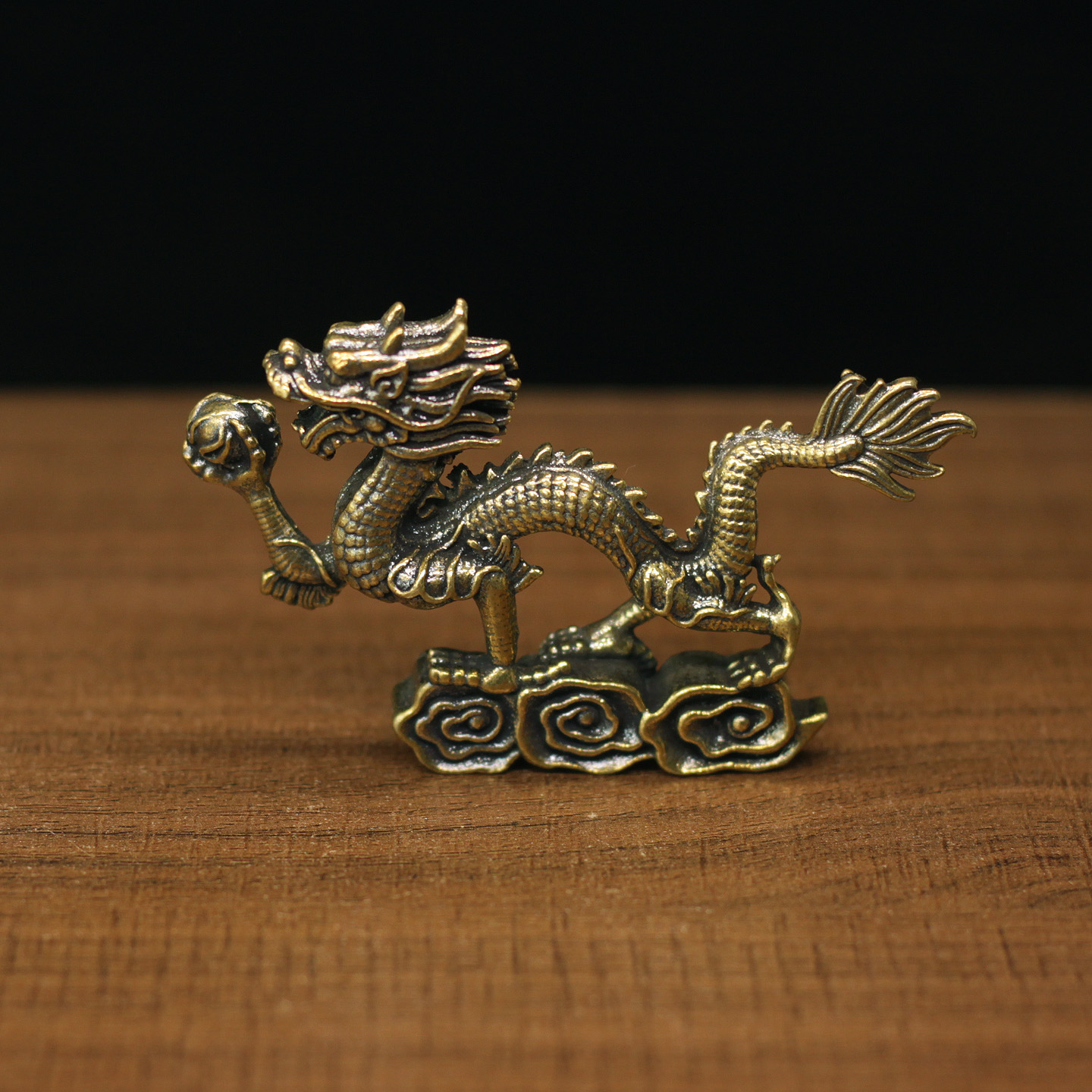 迷你黄铜祥龙献宝小摆件生肖龙