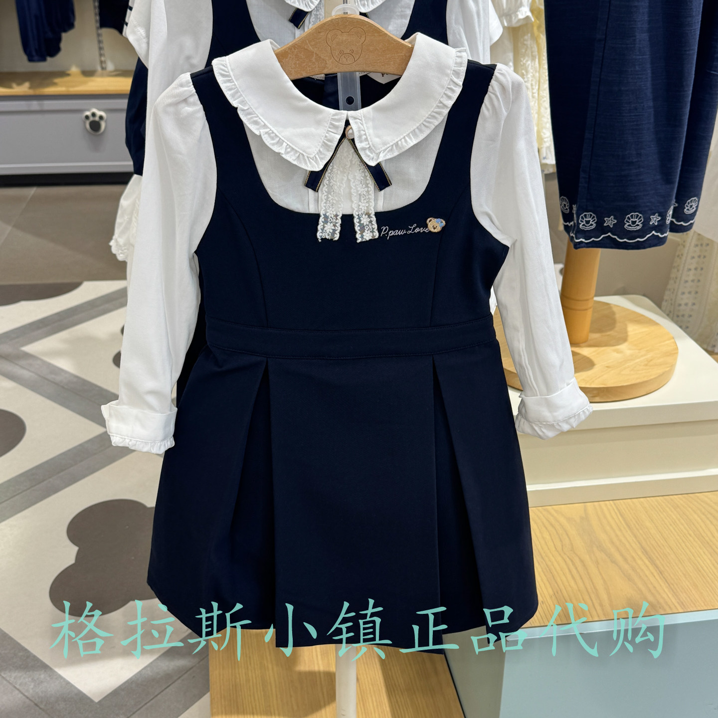 PawinPaw童装秋女童假两件连衣裙