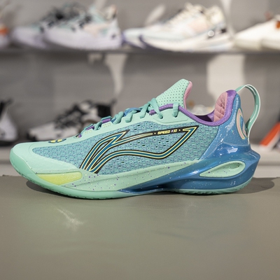 李宁男子减震回弹低帮篮球鞋