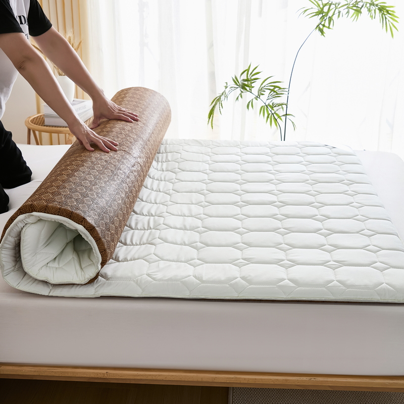 磨毛海绵床垫高密度冬夏两用藤席